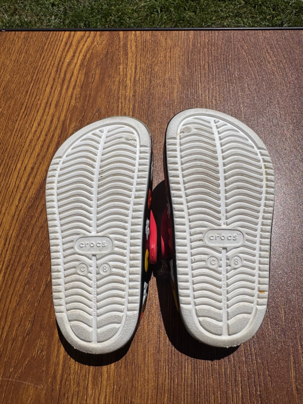 Crocs Kids C8 Mickey Mouse Clogs Red Strap White Black Slip On Shoes - Picture 4 of 5